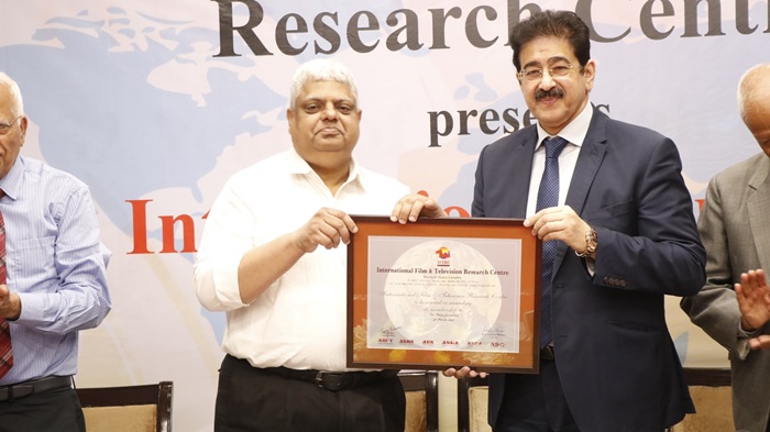 Dr. Manoj Srivastava